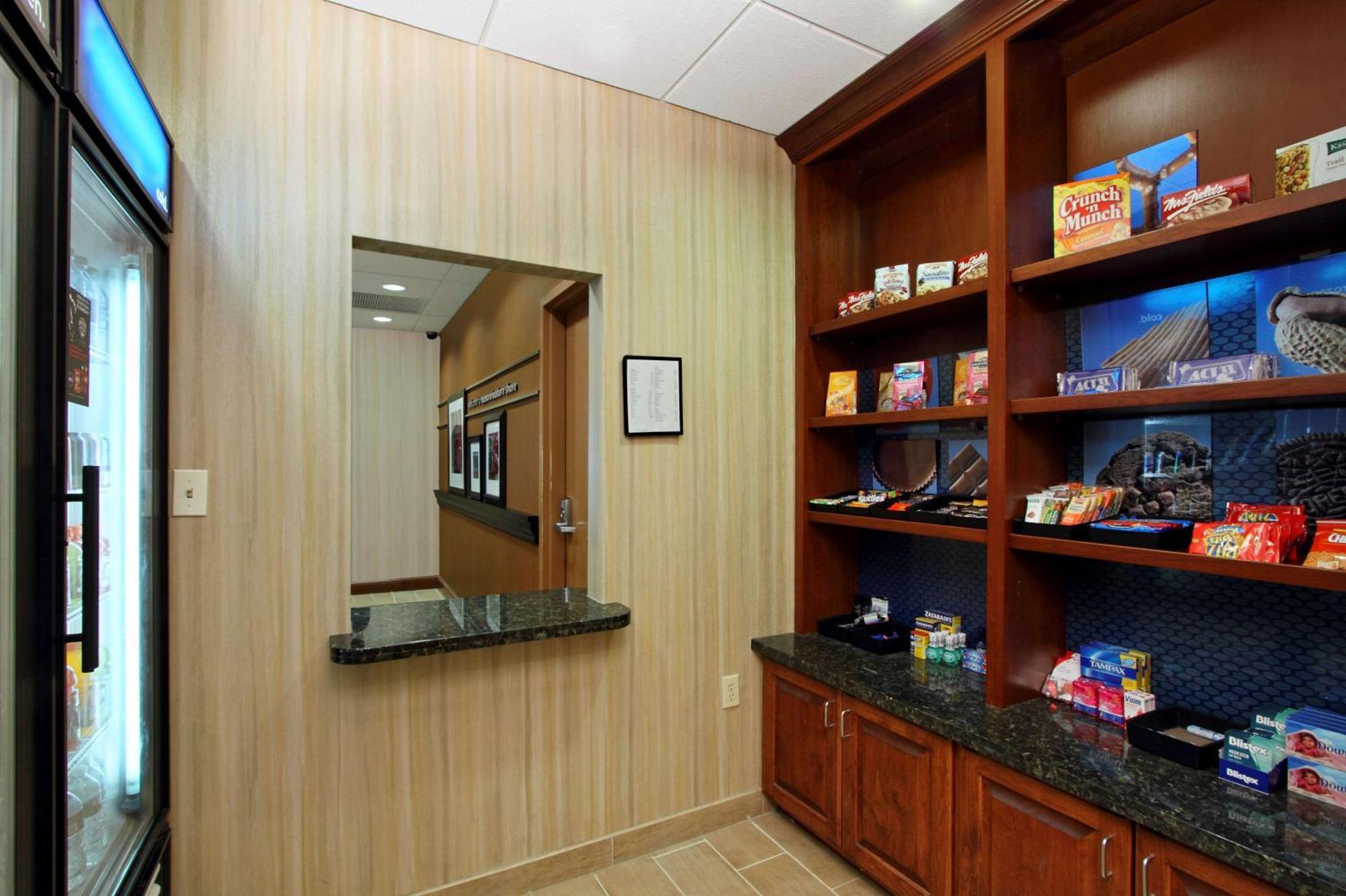 Hampton Inn & Suites Exmore - Eastern Shore Екстериор снимка